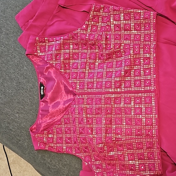 Purple Pre-Stitched Saree With Sequin Embroidered Blouse - Picture 2 of 6